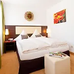 Hotel-gasthof Zur Sonne ホテル
