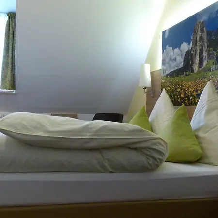 Hotel-gasthof Zur Sonne 2*