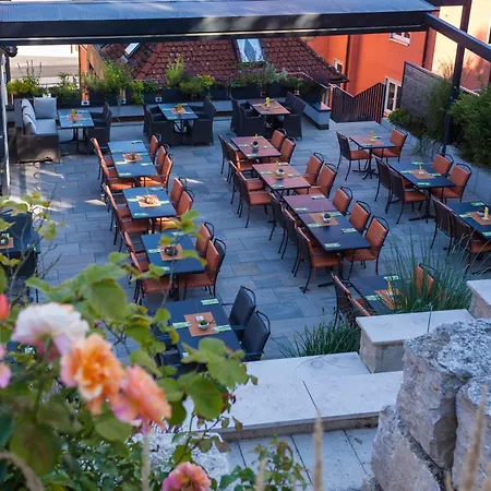 Hotel Hotel-gasthof Zur Sonne
