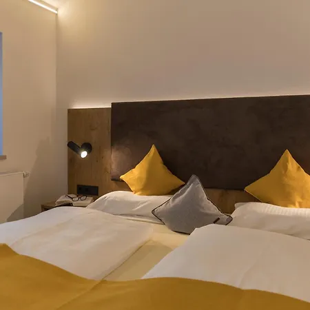Hotel Hotel-gasthof Zur Sonne