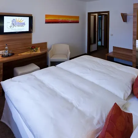 Hotel-gasthof Zur Sonne Szálloda 2*